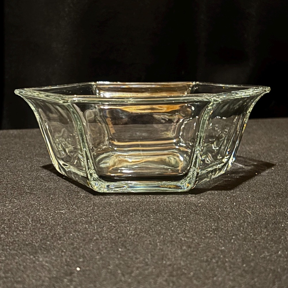 Vintage Pressed Glass Bowl – Six-Sided Clear Candy Dish, 1950s-70s